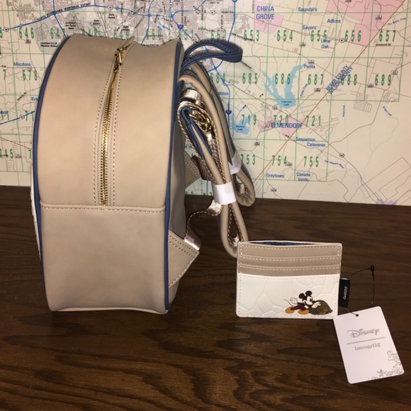 Loungefly turtle backpack set